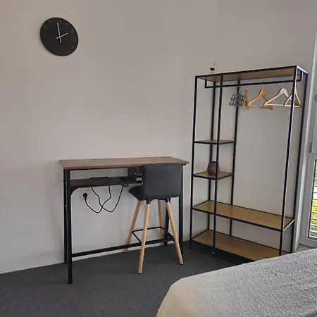 Quarto em Acomodações Particulares Alisaarigent *